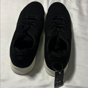 Kohl's Black and White Men's Sneakers
